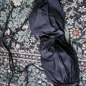 Victoria's Secret Swim Padded Bkack Bikini Top 32DD